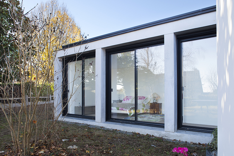 http://www.jeremiasgonzalez.com/files/gimgs/81_maison-cesson07bd.jpg